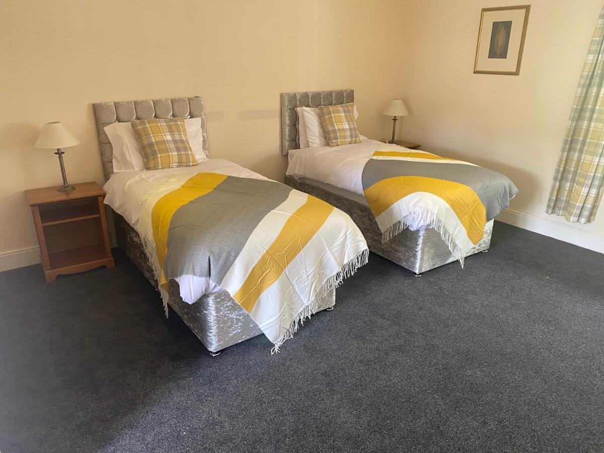 ウィンチェスター The Coach And Horses Bed & Breakfast エクステリア 写真